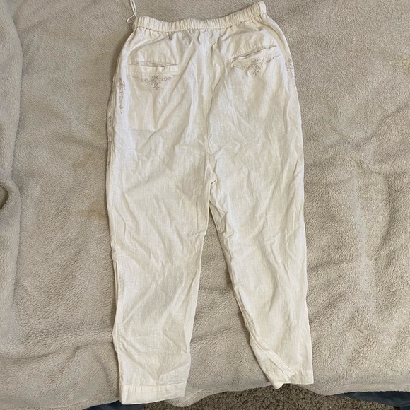 White embroidered high waisted pants rare sample - Picture 2 of 3
